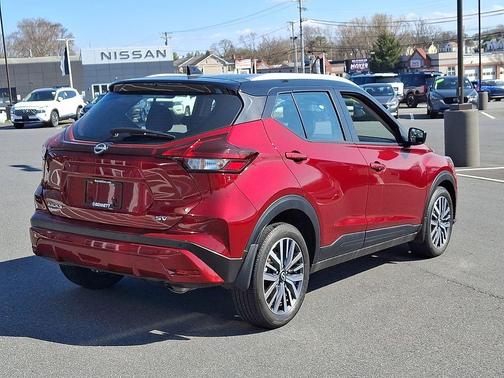 2024 Nissan Kicks SV