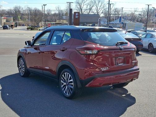 2024 Nissan Kicks SV