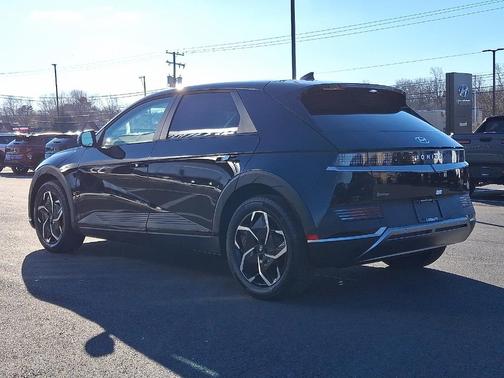 2024 Hyundai IONIQ 5 SEL