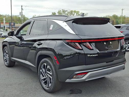 2025 Hyundai TUCSON Hybrid Limited