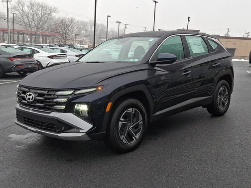 Deep Sea 2026 Hyundai TUCSON Hybrid Blue SE