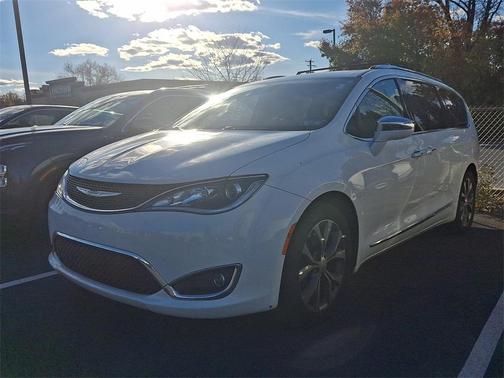 2017 Chrysler Pacifica Limited