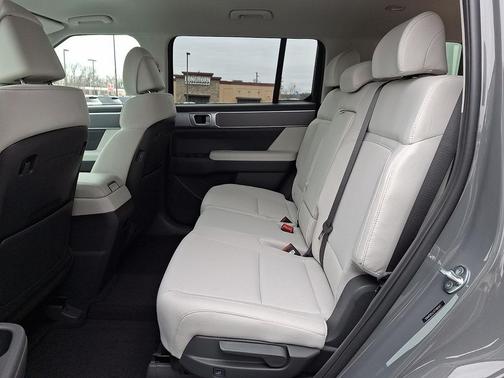 Hampton Gray 2026 Hyundai SANTA FE SE