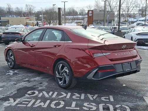 2025 Hyundai ELANTRA SEL Convenience