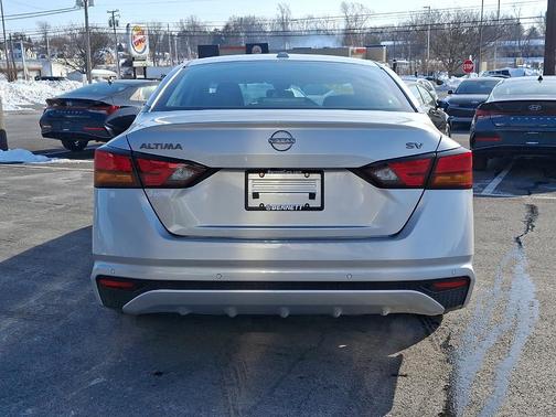 2024 Nissan Altima 2.5 SV