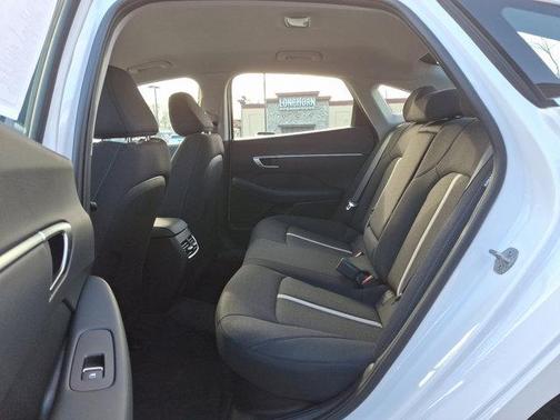 2025 Hyundai SONATA Hybrid SEL