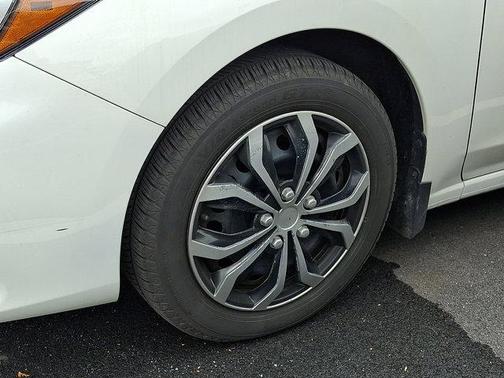 2019 Subaru Impreza 2.0i