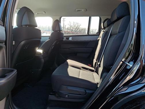 Phantom Black 2026 Hyundai SANTA FE SE