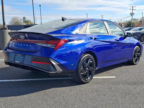 2026 Hyundai ELANTRA SEL