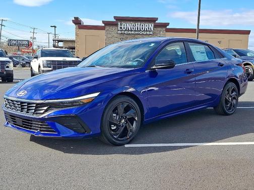 2026 Hyundai ELANTRA SEL