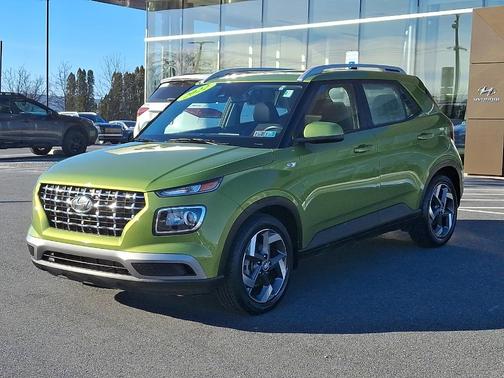 2022 Hyundai VENUE SEL