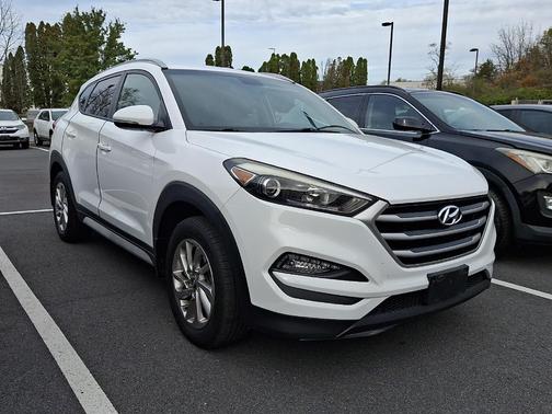 2017 Hyundai TUCSON SE Plus
