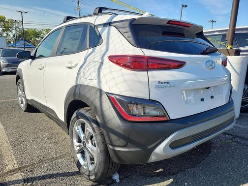 Lunar White 2023 Hyundai KONA SEL