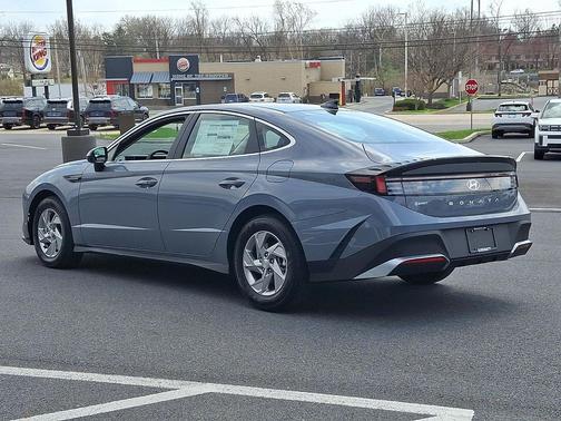 Transmission Blue 2026 Hyundai SONATA SE