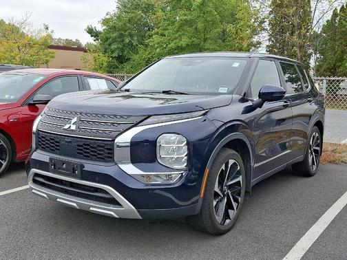 2022 Mitsubishi Outlander SE
