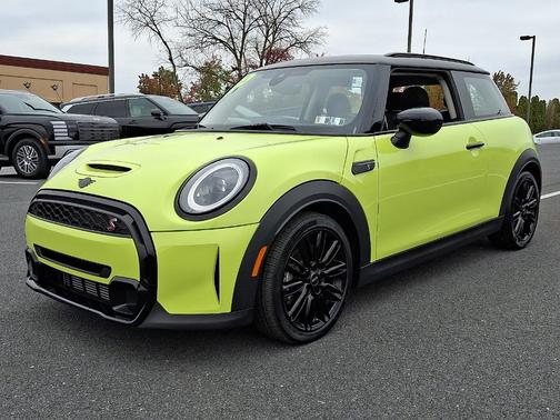 2024 MINI Hardtop Cooper S