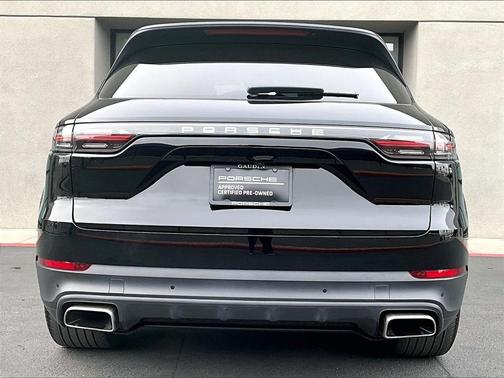 2022 Porsche Cayenne 