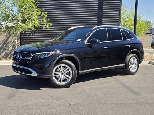 2025 Mercedes-Benz GLC 300 Base