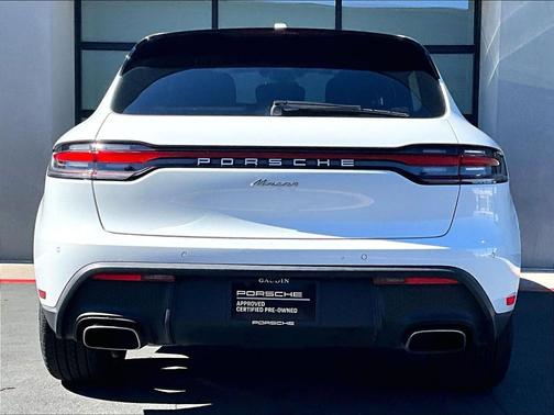 2023 Porsche Macan 