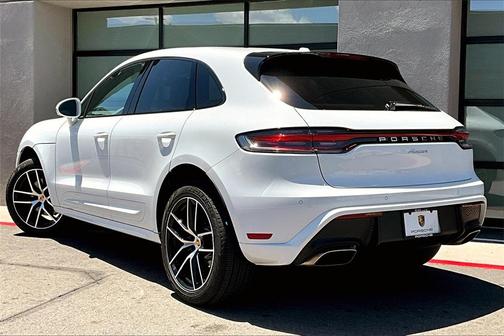 2025 Porsche Macan 