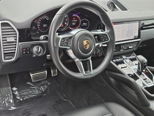 2020 Porsche Cayenne S Coupe AWD