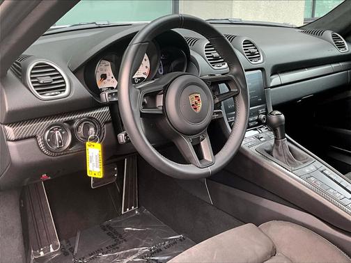 2024 Porsche 718 Cayman GT4 RS