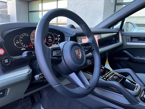 2025 Porsche Cayenne 