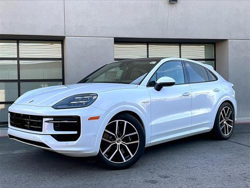 2025 Porsche Cayenne 