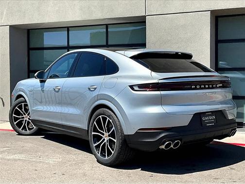 2025 Porsche Cayenne S