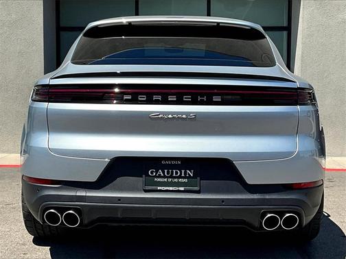 2025 Porsche Cayenne S