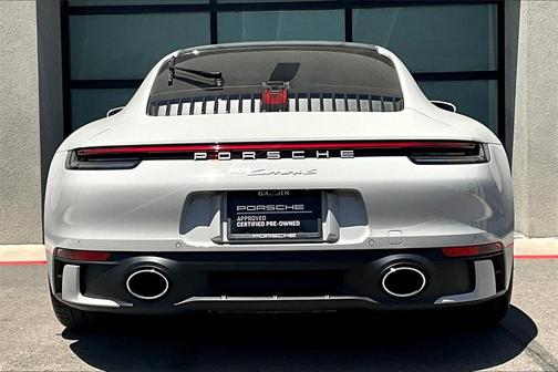 2022 Porsche 911 Carrera S