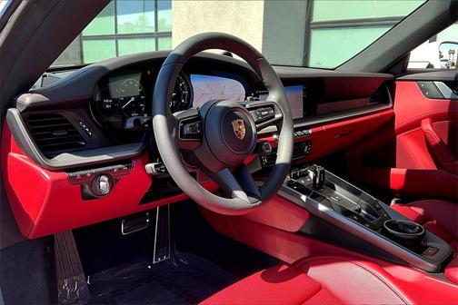 2024 Porsche 911 Carrera 4S