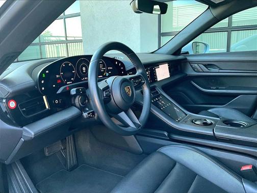 2022 Porsche Taycan 4S