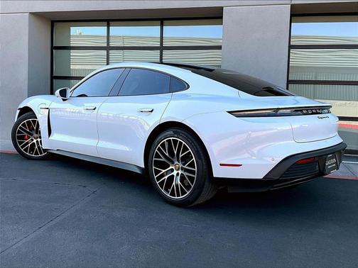 2022 Porsche Taycan 4S