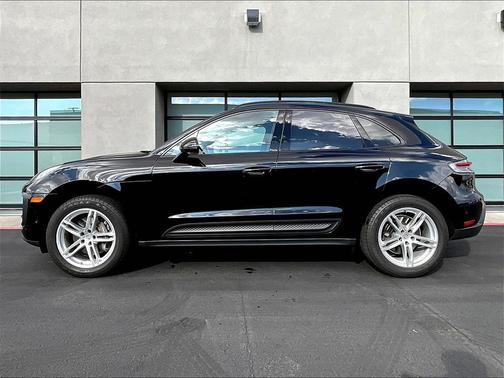 2023 Porsche Macan 