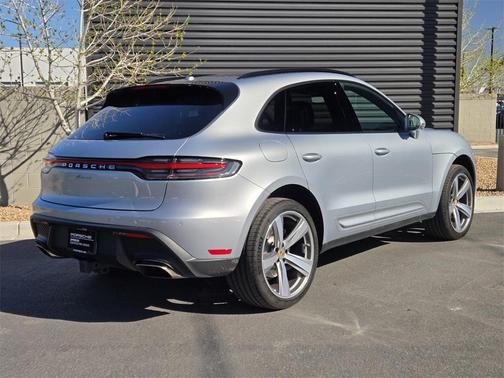 2024 Porsche Macan