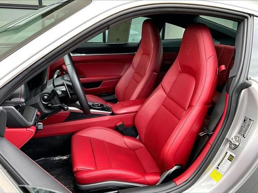 2021 Porsche 911 Carrera S