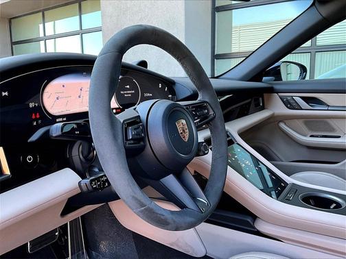 2025 Porsche Taycan Base