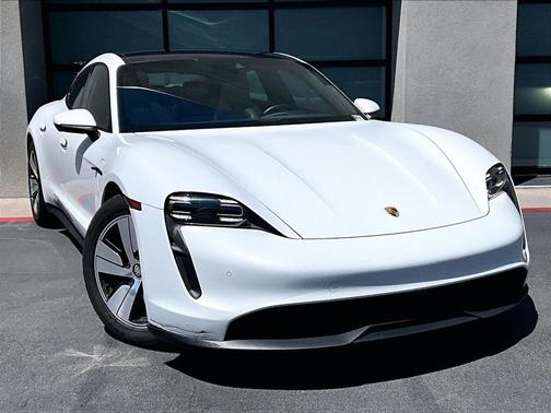 Carrara White Metallic 2023 Porsche Taycan Base