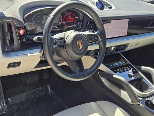 2024 Porsche Cayenne AWD