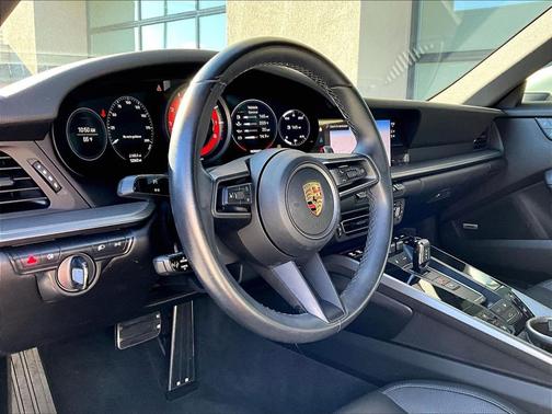 2023 Porsche 911 Carrera