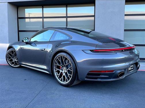 2022 Porsche 911 Carrera S