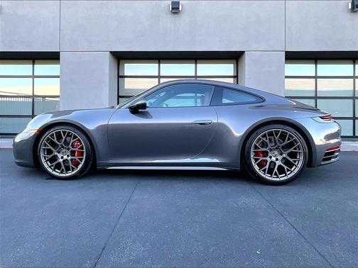 2022 Porsche 911 Carrera S