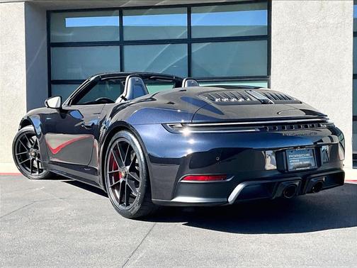 2025 Porsche 911 Carrera GTS