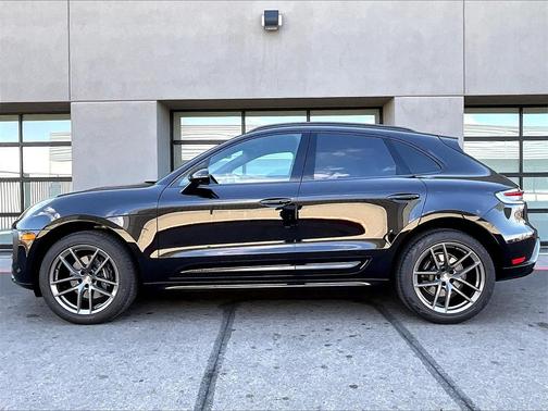 2025 Porsche Macan T