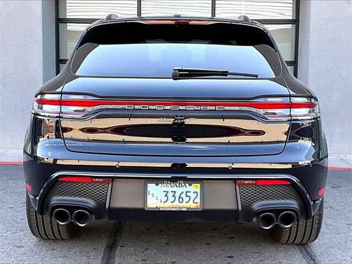 2025 Porsche Macan T