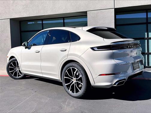 2026 Porsche Cayenne 
