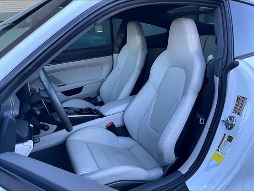 2023 Porsche 911 Carrera S