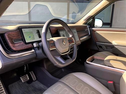 2023 Rivian R1S Adventure Quad Motor Large Pack