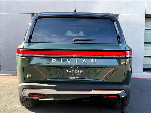 2023 Rivian R1S Adventure Quad Motor Large Pack